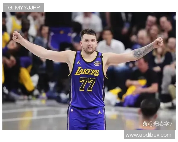 东契奇狂砍73分刷新现役最高分独行侠力克太阳终结其11连胜 东契奇狂砍73分刷新现役最高分独行侠力克太阳终结其11连胜