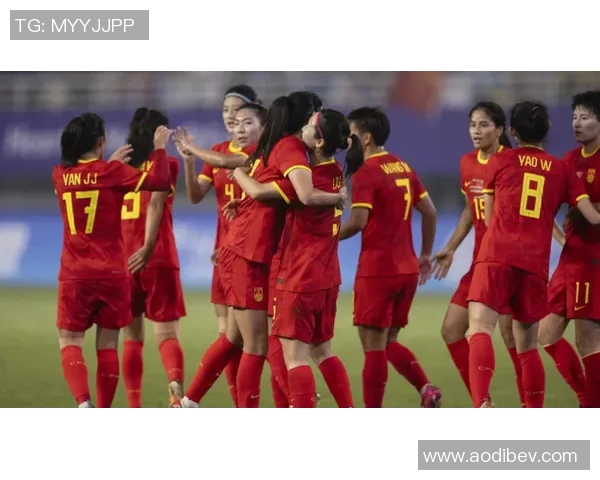 亚洲女子足球精彩对决蒙古队迎战新加坡队展现巾帼风采 亚洲女子足球精彩对决蒙古队迎战新加坡队展现巾帼风采